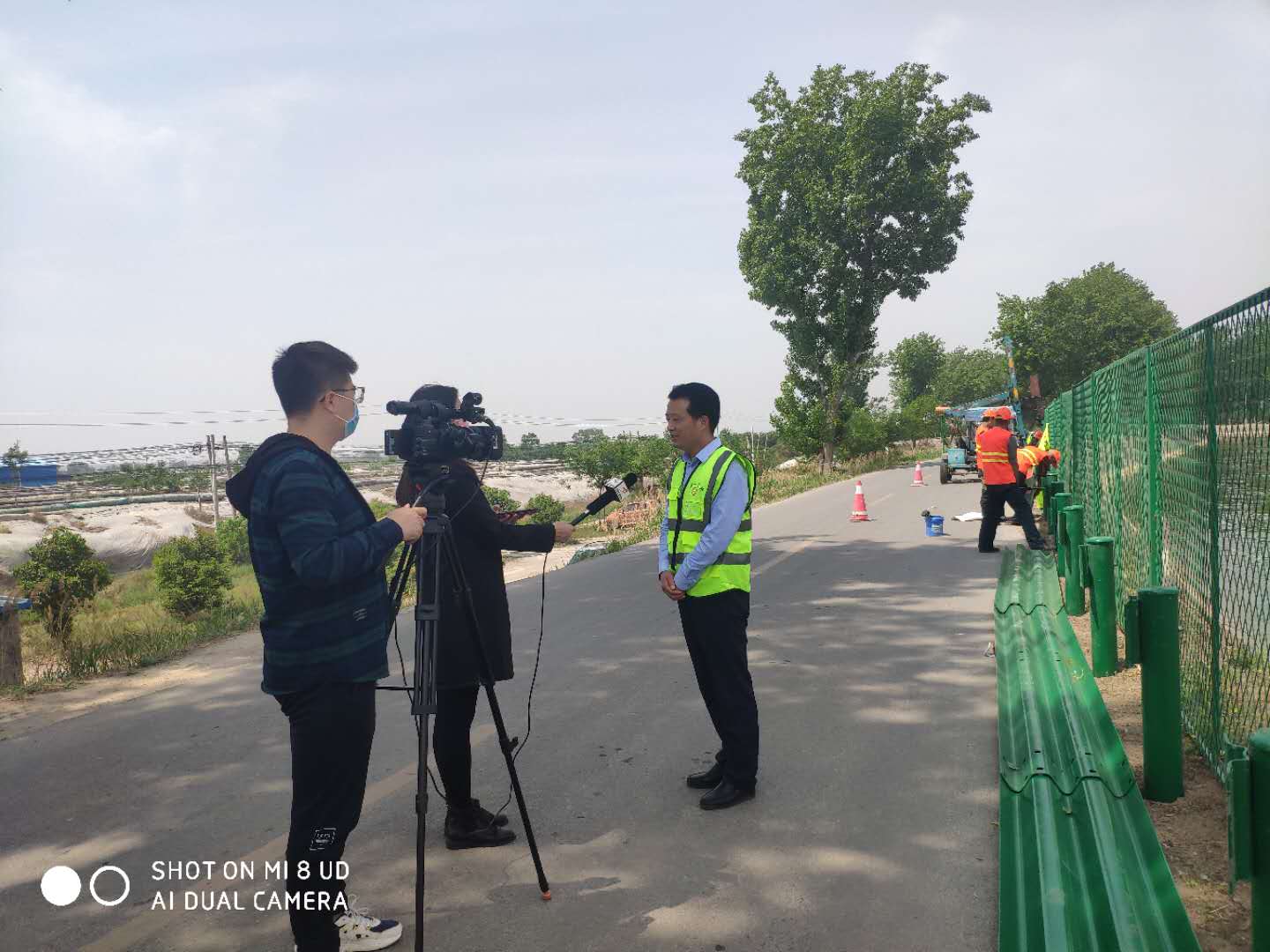 咸陽電視臺采訪西安藝達交通設(shè)施設(shè)備有限公司